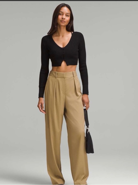 lululemon athletica Pants - lululemon pleat front high rise Trousers in filbert tan size 0